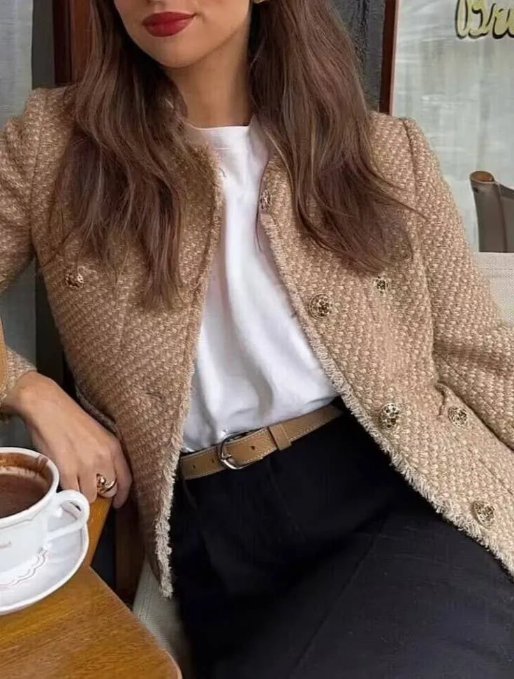 Elegant Vintage Pocket Cropped Jacket