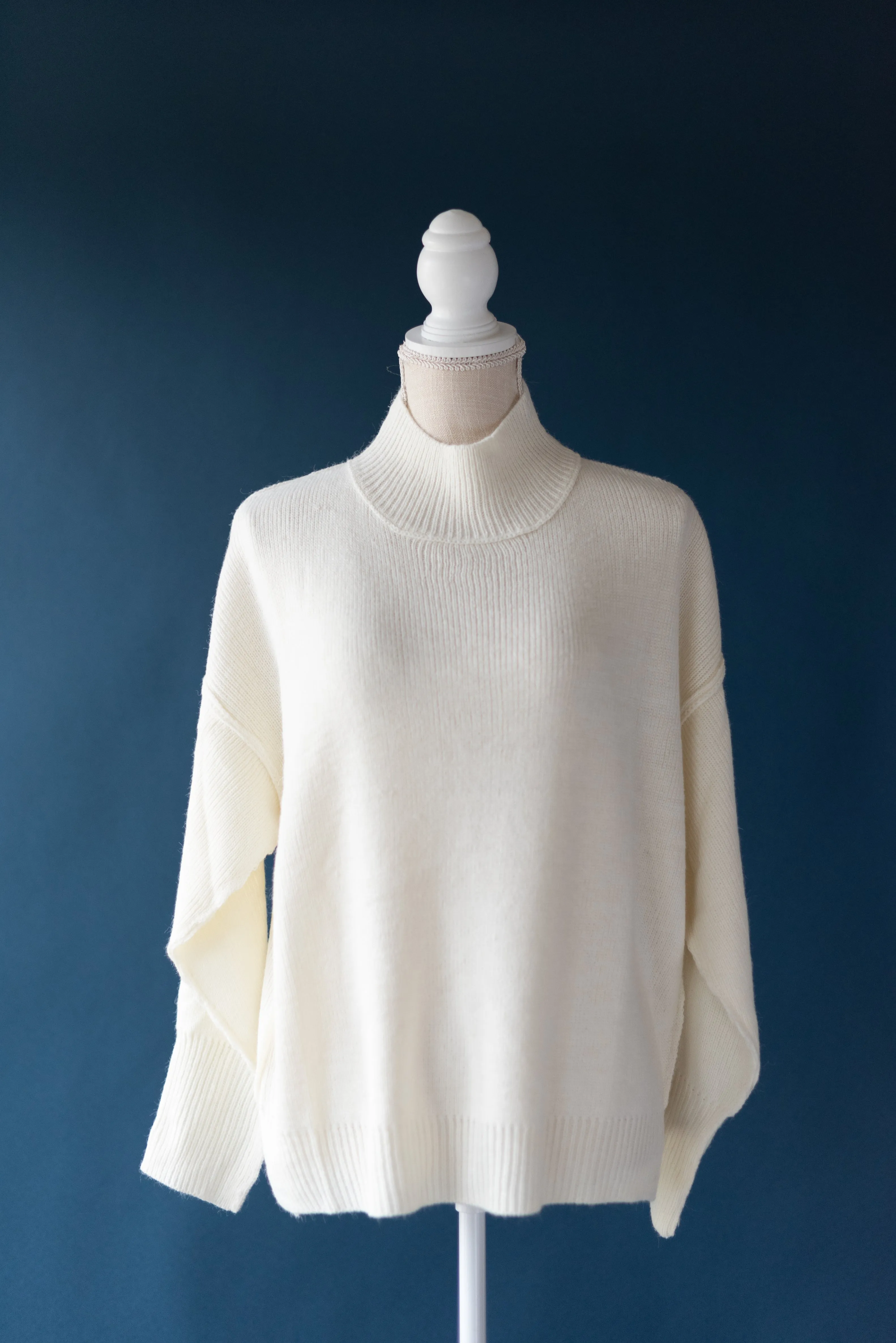 Elise Dolman Sweater - Cream