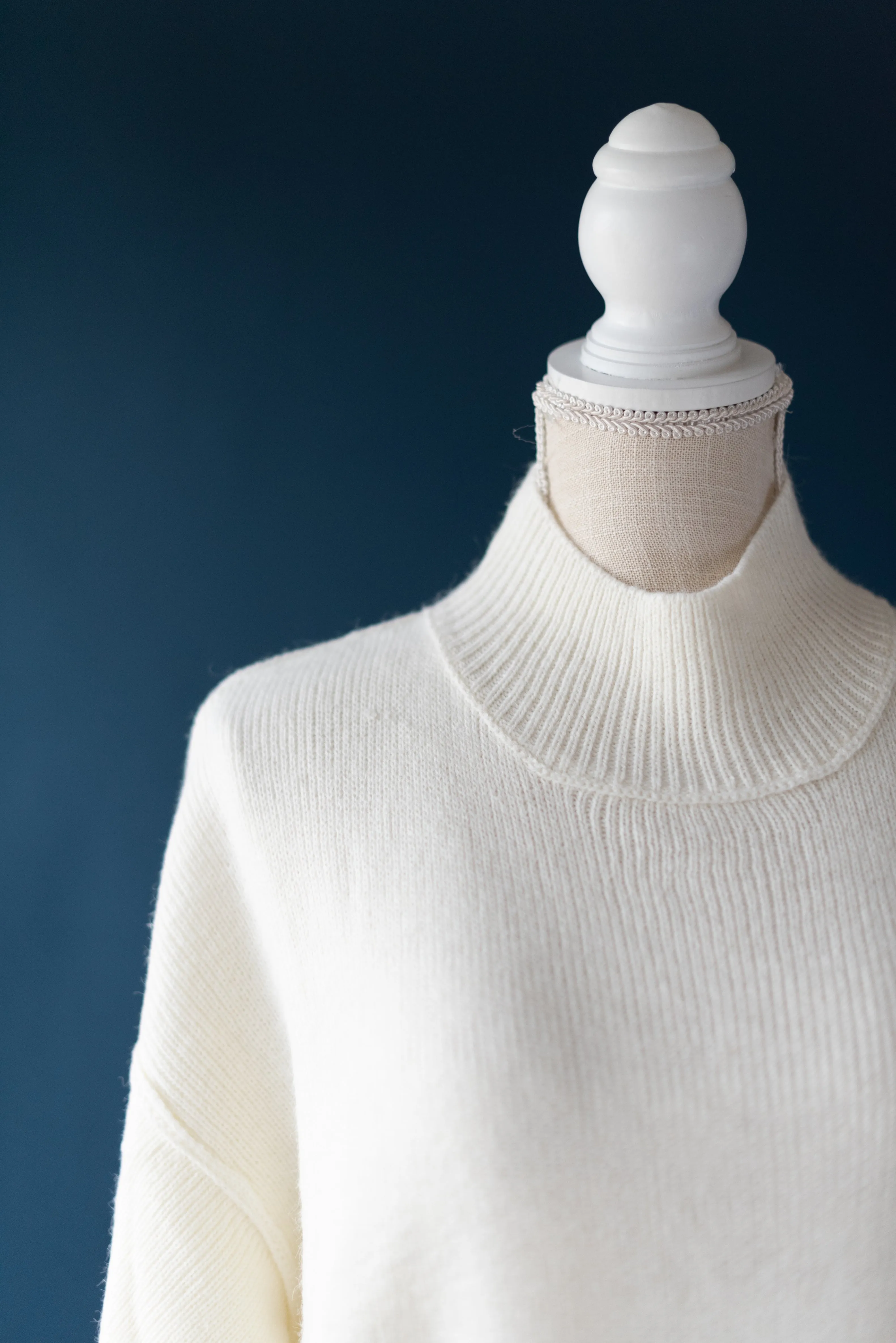 Elise Dolman Sweater - Cream