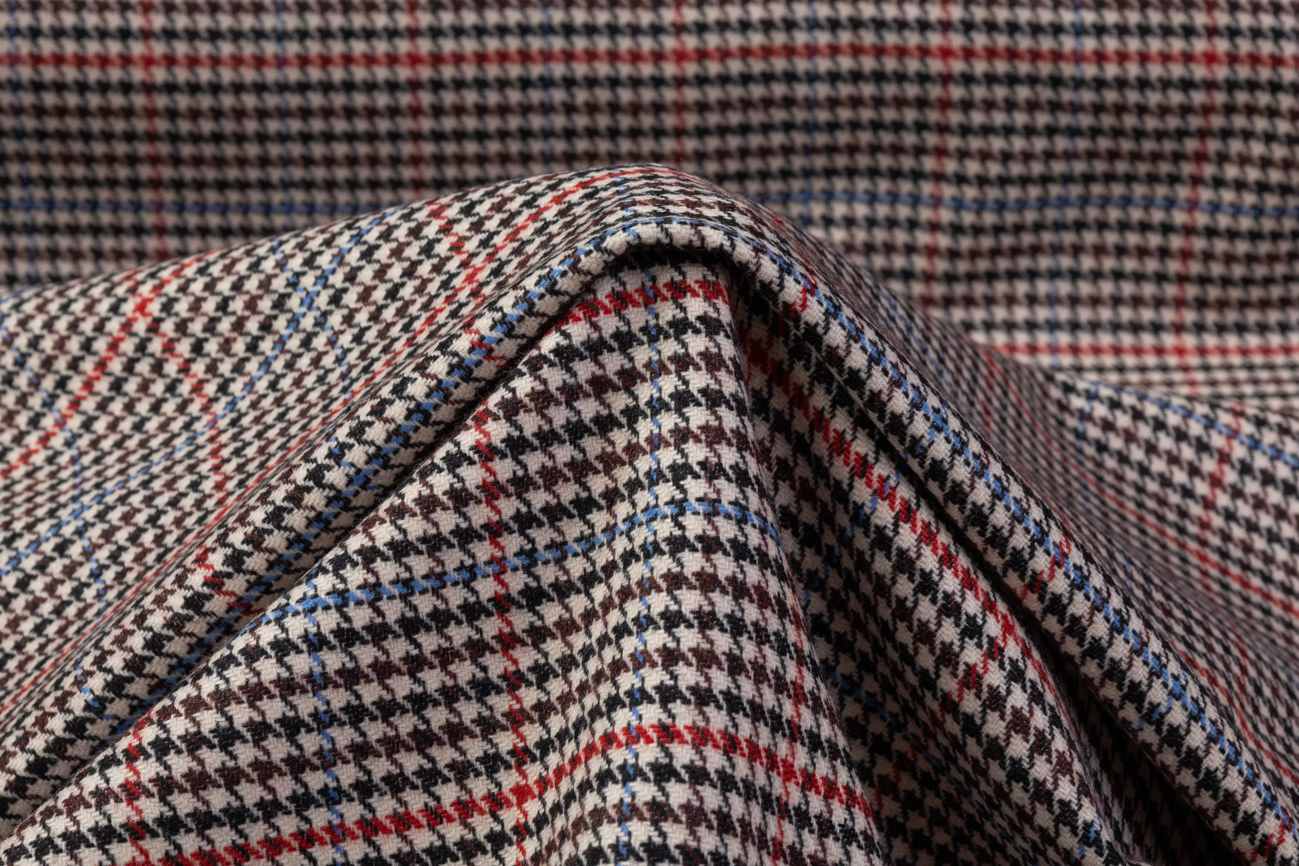 Houndstooth Italian Wool Cashmere Suiting - Multicolor