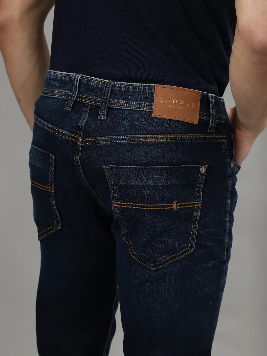 Iconic Men Blue Solid Mid-Rise Tapered Fit Jeans