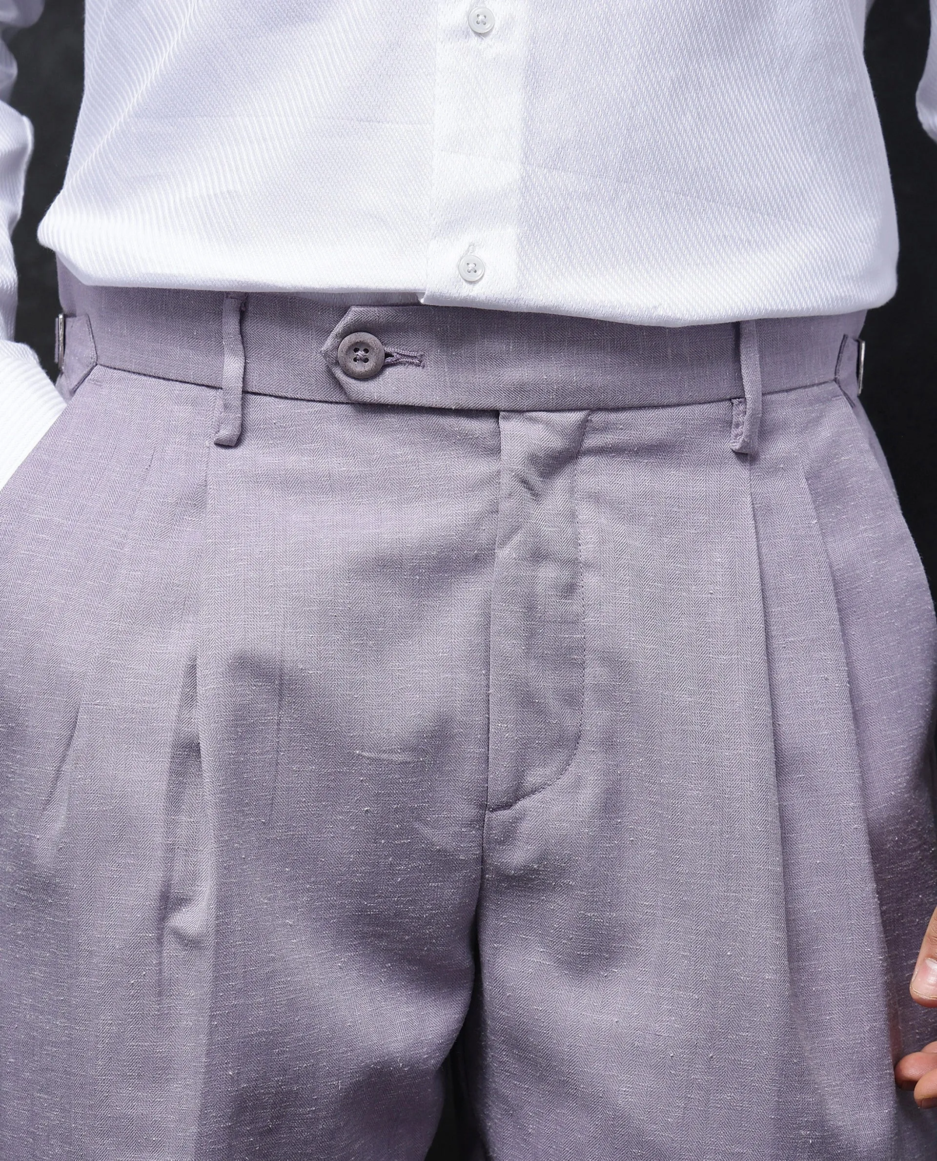 Rare Rabbit Men Rhesa Dusky Purple Linen Blend Pleated Button Closure Relaxed Fit Plain Trouser