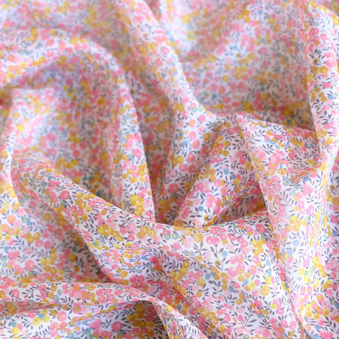 Wiltshire Bud - Liberty Fabrics - Chloe Cotton Chiffon